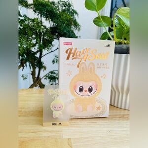 Have A Seat Labubu Plushie - SISI